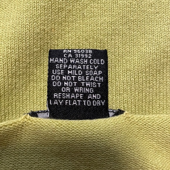 Vintage 90s light olive green sweater - Picture 10 of 10